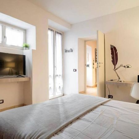 Appartamento Mia. Centro Storico Luino Eksteriør bilde